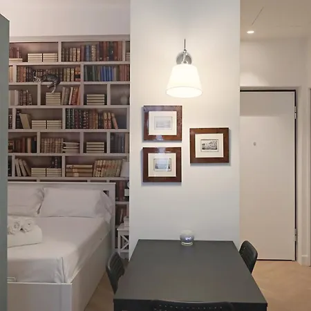 Oreaspiti - Not Only A In Magenta Quarter Appartement